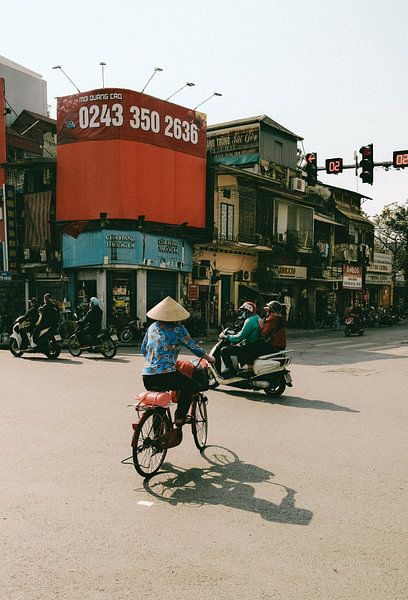 Hanoi, Vietnam by Isabelle Vermeersch