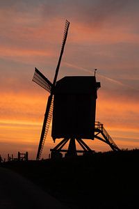 Eine Windmühle am Morgen