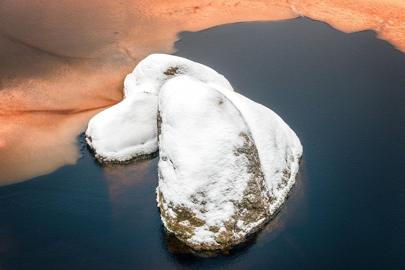 Contrast by Denis Marold