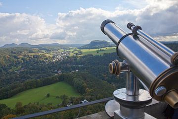 Uitzicht vanaf vesting Königstein (Saksisch Zwitserland / Elbezandsteengebergte) van t.ART