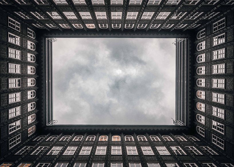 Chile House, Hamburg by Omri Raviv