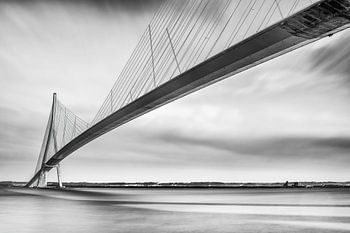 Pont gracieux sur la Seine