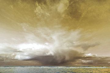 Zeegezicht - Stormexplosie boven zee van Ans Houben