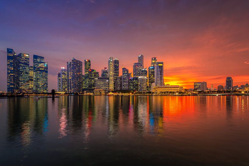 Singapore Sunset van Bart Hendrix