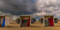 Hollands zomerweer op strand van Katwijk aan Zee van Toon van den Einde thumbnail
