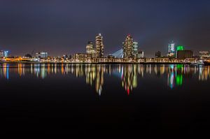 Maashaven, Rotterdam bij nacht sur Marco Faasse