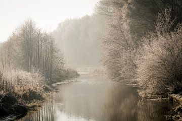 Winterse rivier van Durk-jan Veenstra