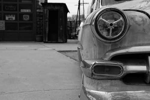 Vintage car on U.S. Route 66 in America USA
