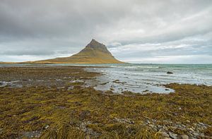 Kirkjufell (Iceland) van Marcel Kerdijk
