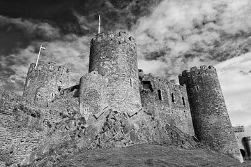 Conwy Castle by Richard Wareham