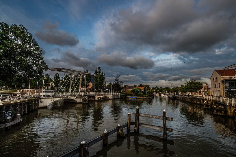 Harlinger bruggetje by Annemarie Welp