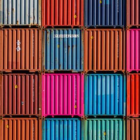 Gestapelte Container Rotterdam von MAB Photgraphy