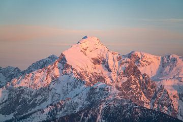 Letzte Sonnenstrahlen am Hohen Göll im Berchtesgadener Land von Leo Schindzielorz