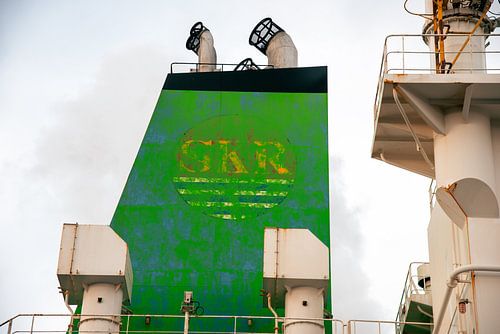 Een close-up van het zeeschip