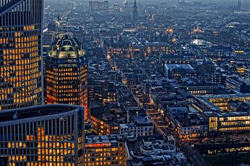 skyline van Den Haag bij avond van gaps photography
