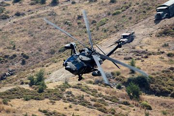 Un hélicoptère S-70A Blackhawk des forces spéciales sur Arjan Dijksterhuis