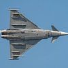 Chasseur à réaction de la Royal Air Force Eurofighter Typhoon sur Jolanda Aalbers