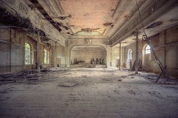 Lets dance - Urbex van Angelique Brunas