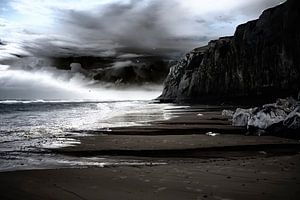 Apocalypse (adaptation of a photograph with a menacing and Science fiction-like atmosphere)