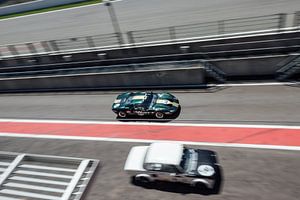 Ford GT40 à travers la voie des stands à Spa-Francorchamps sur Simon Peeters