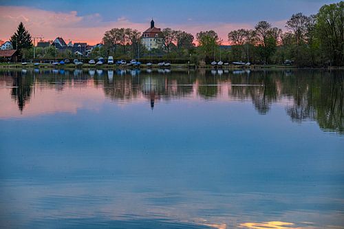 Rustige avond aan het meer van Laupheim