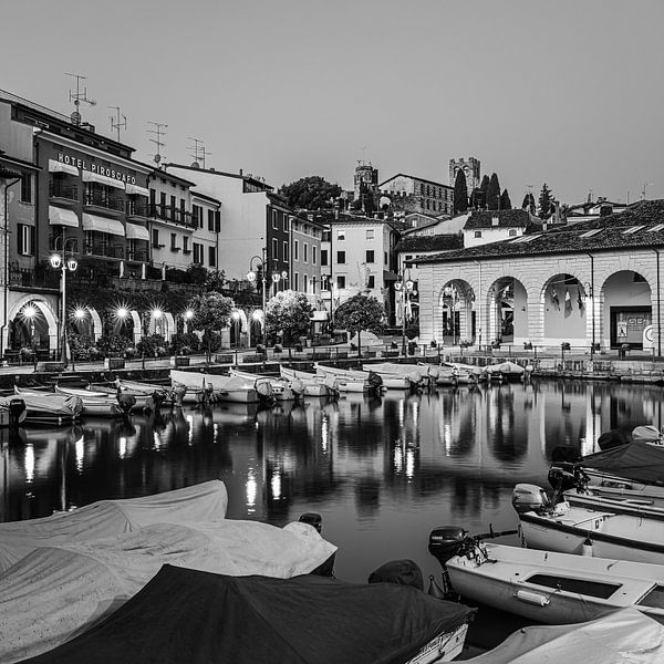 Porto Vecchio en noir et blanc, Desenzano del Garda par Henk Meijer Photography