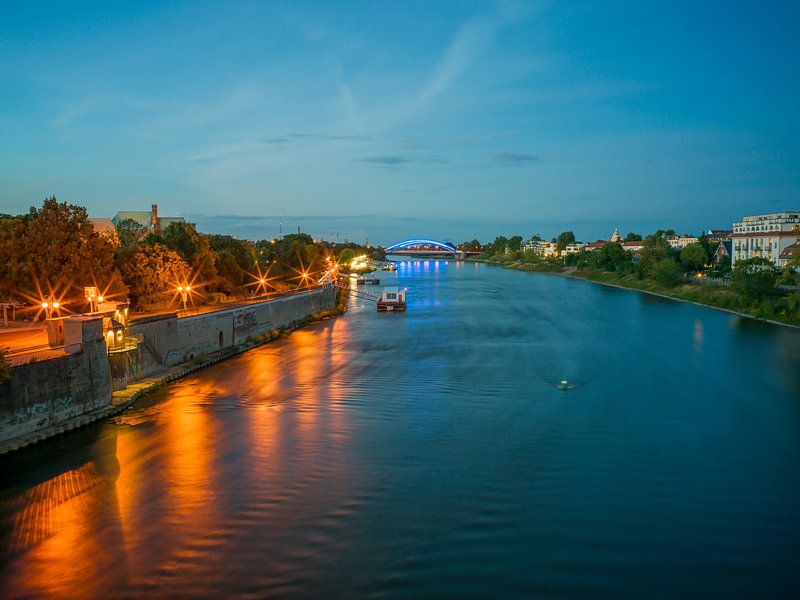 Magdeburg by night by t.ART