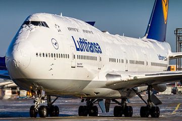 Lufthansa Boeing 747 bedekt met sneeuw van Jeffrey Schaefer