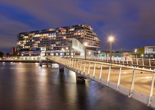 Illuminated Rijnhaven Bridge at twilight