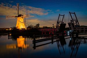 Kinderdijk by night sur Marjolein van Middelkoop