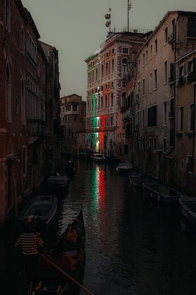 Venice by Hello Pompoyo