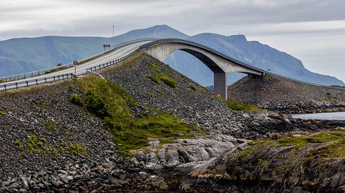 Storseisundet brug in de Atlantic road