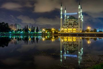 Hassan Aga moskee van Adana  by Roy Poots