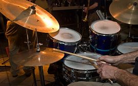 Drummen je lust en je leven by M  van den Hoven