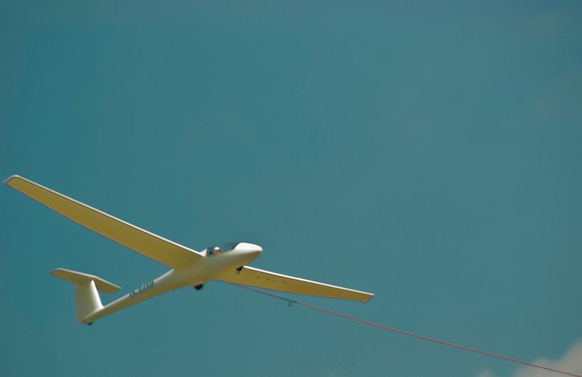 Glider by Norbert Sülzner
