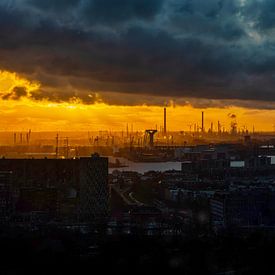 Zonsondergang in Rotterdam van Frans Blok