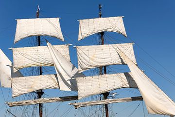 Zeilen en tuigage van de Driemaster bark Artemis klassiek zeilschip