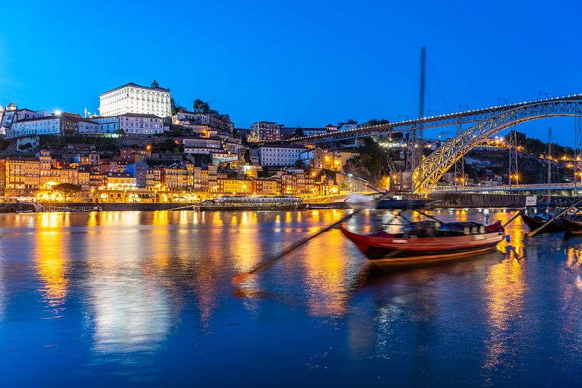 Porto Old Town by Peter Schickert
