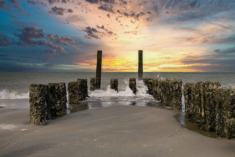Breakwater sunset by MSP Canvas