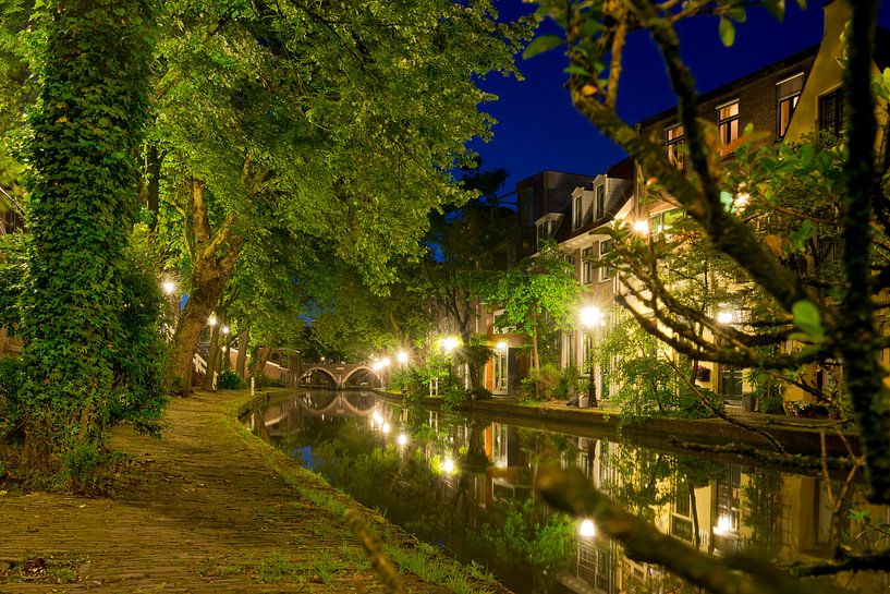 Utrecht Oudegracht : Ledig Erf direction Vollersbrug par Martien Janssen