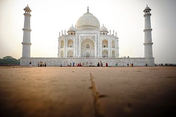 Taj Mahal par lumière du soir sur Karel Ham