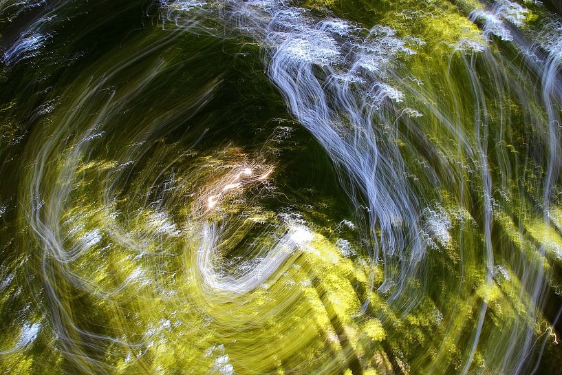 Daylight Camera Toss 3 by arte factum berlin