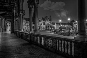 Schwarz-Weiß-Plaza de Espana in Sevilla, Spanien