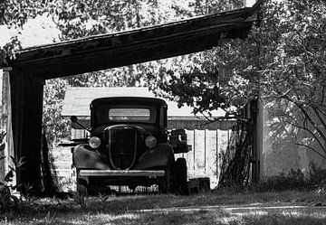 Oude pick-up truck op een verlaten plek in het noorden van de VS van Gerwin Schadl