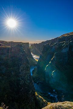 Fjaðrárgljúfur-kloof in IJsland van Patrick Groß