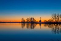 Red glow well before sunrise