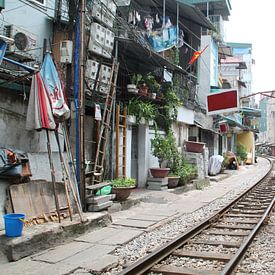 Hanoi Vietnam, spoorlijn von Tineke Mols