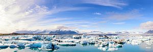 Jökulsárlón gletsjer lagune met ijsbergen in IJsland panorama van Sjoerd van der Wal Fotografie