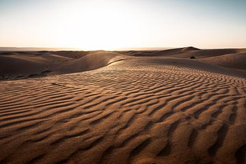 Layers of sand by Niek Wittenberg