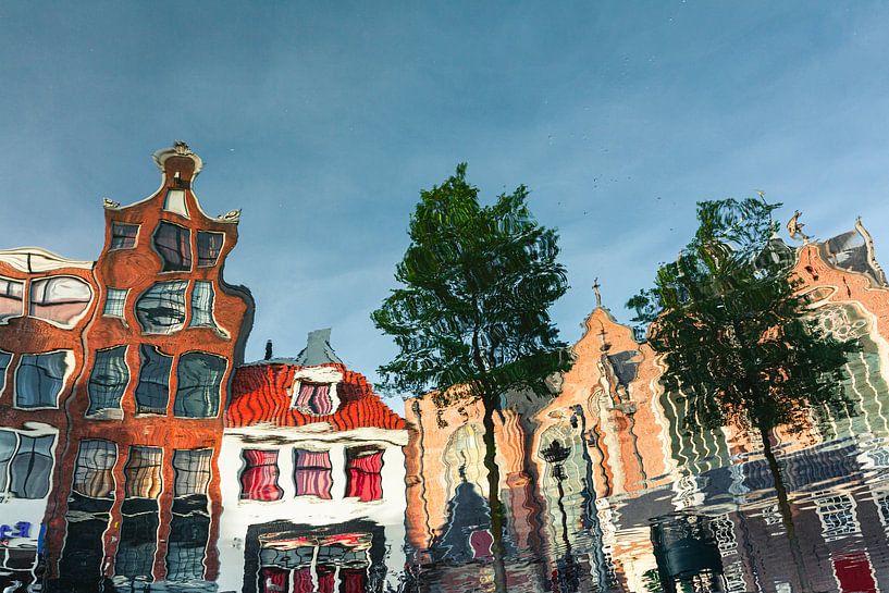 Amsterdam reflection by Tijmen Hobbel